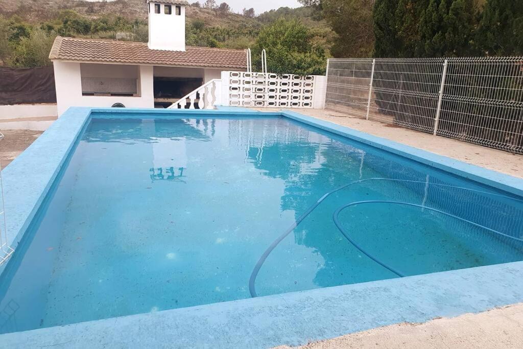Casa Campo con piscina en la montaña de Picassent. Exterior foto